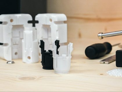 Moulage par injection de prototype en faible volume