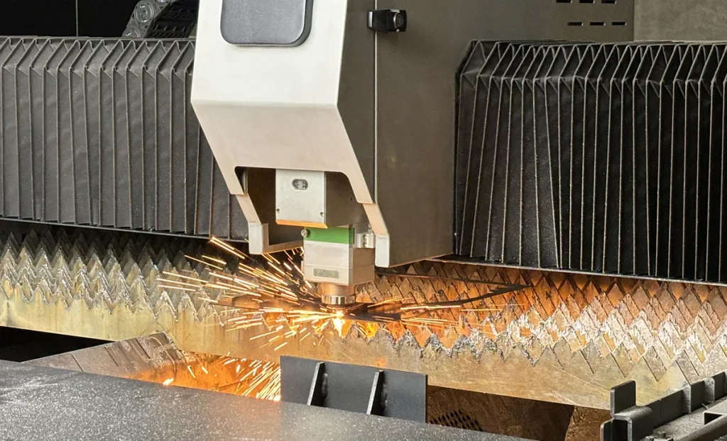 laser-cutting-metal
