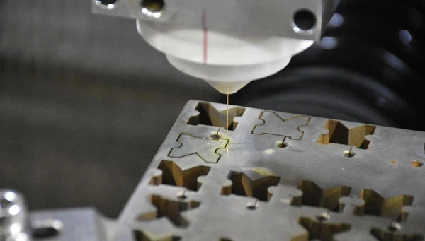 와이어 전기 방전 가공-04