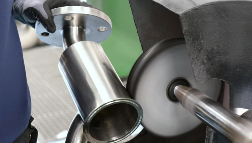 Polishing-Titanium-with-a-Mirror-Finish
